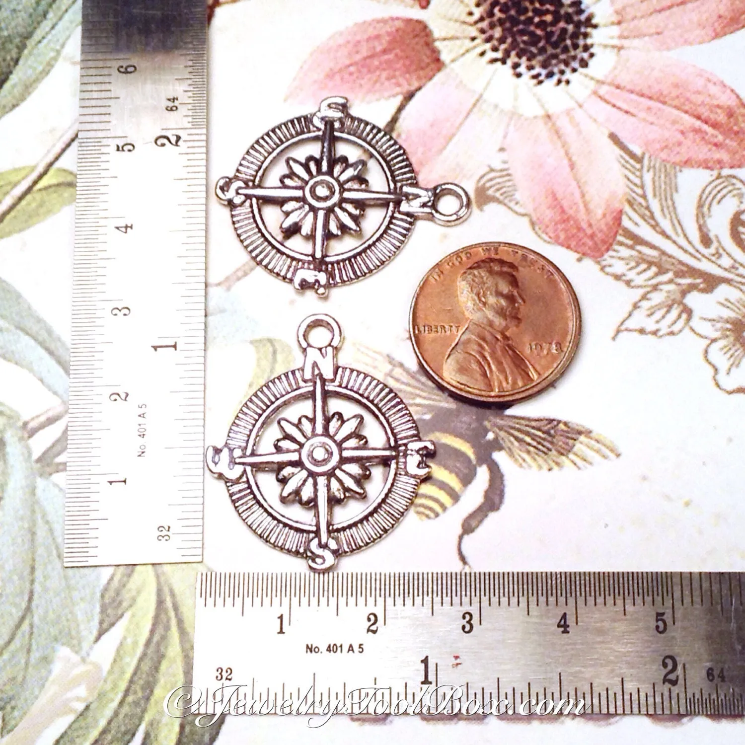 Compass Charm, Antique Silver, Lead Free, Nickel Free, 29x25x3mm, Lot Size 20 Pendants, #2029