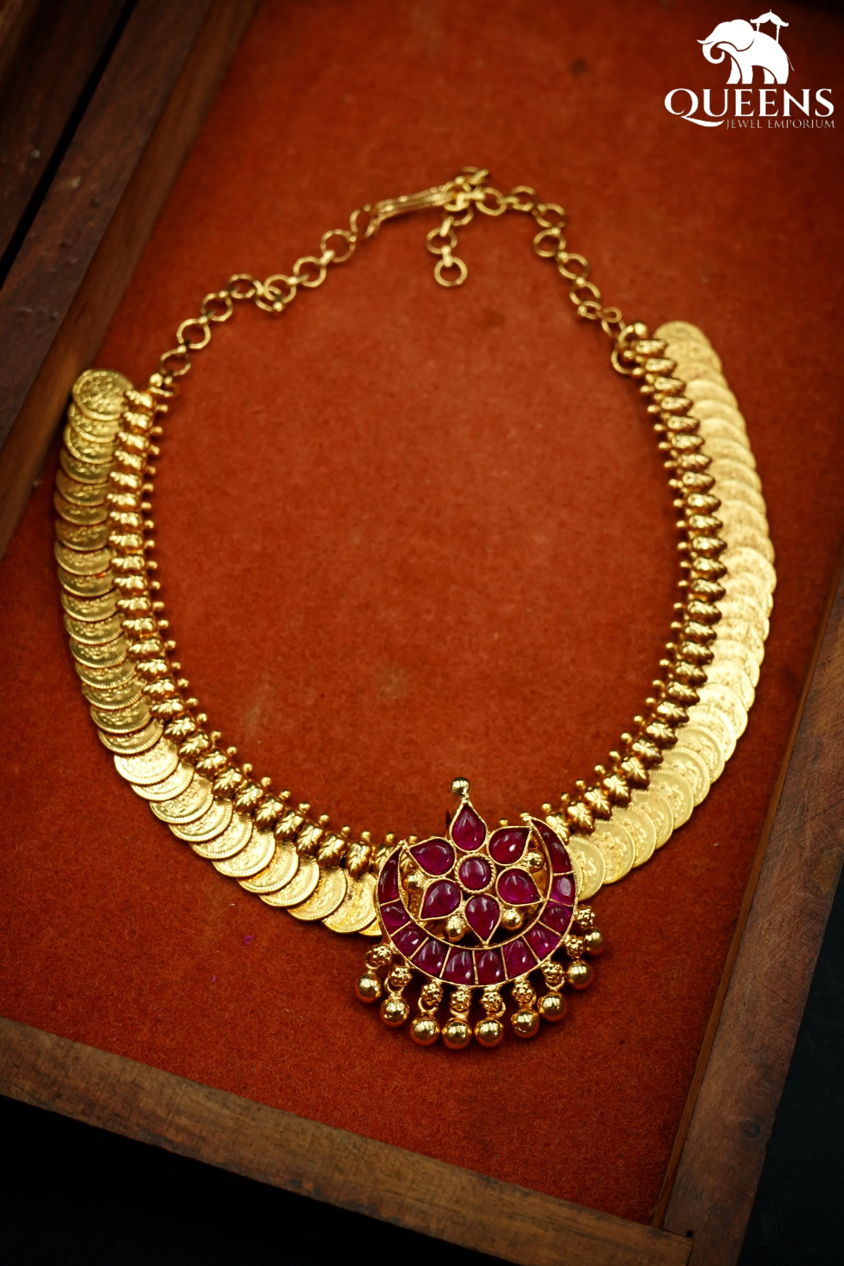 DHANUSHAM KASU NECKLACE