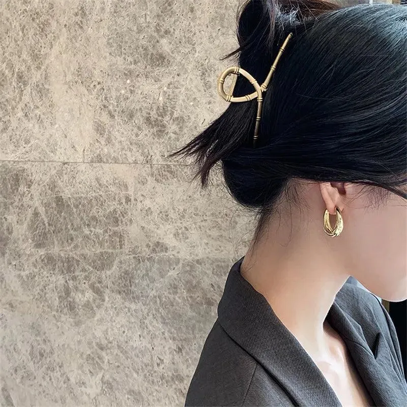 Elegant Korean Metal Hoop Earrings: Stylish Jewelry for Women - Elevate Your Look