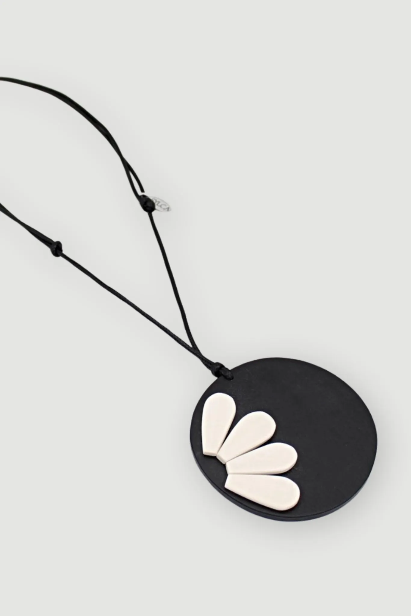 Flower Power Necklace - Black