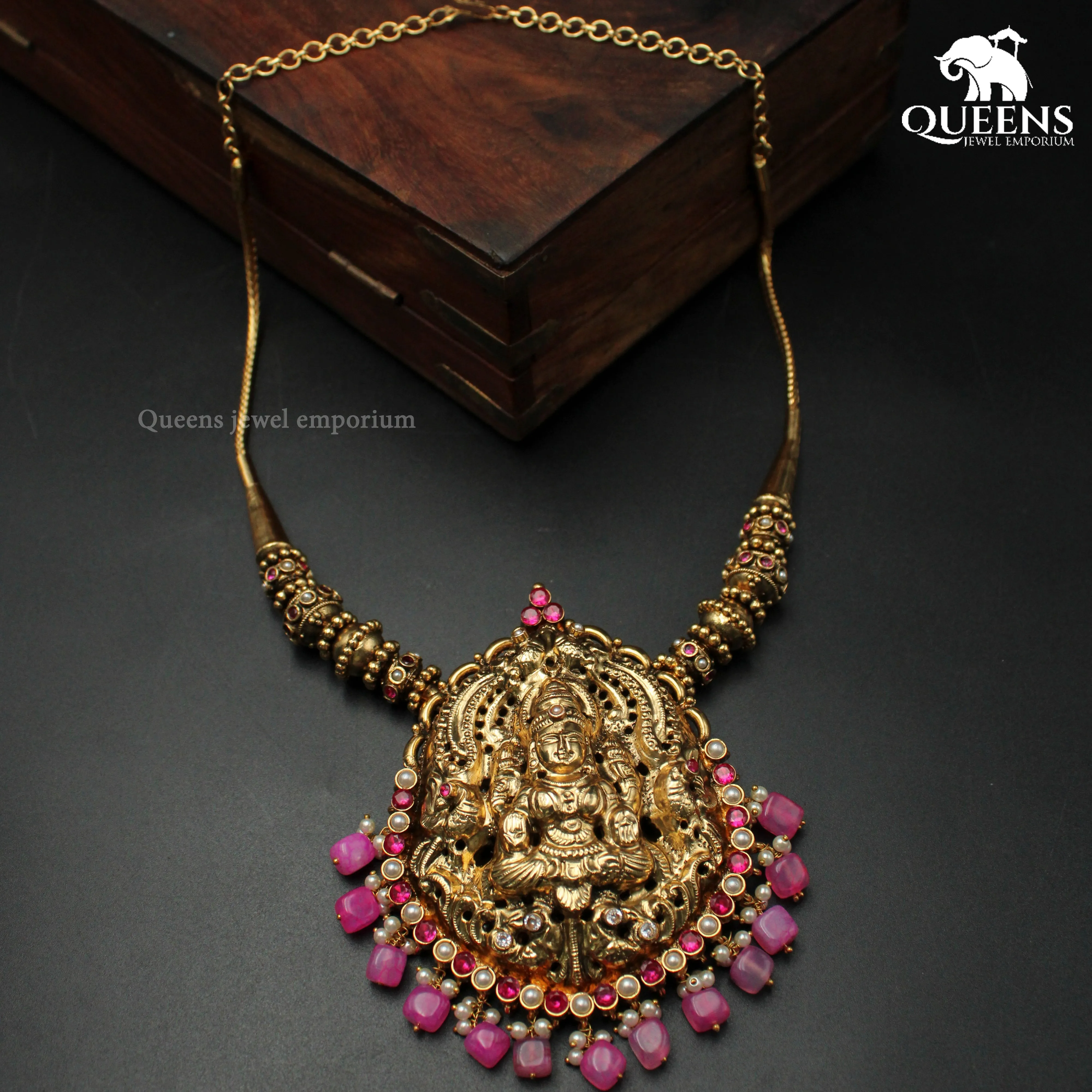 LAKSHMI NAGAS NECKLACE