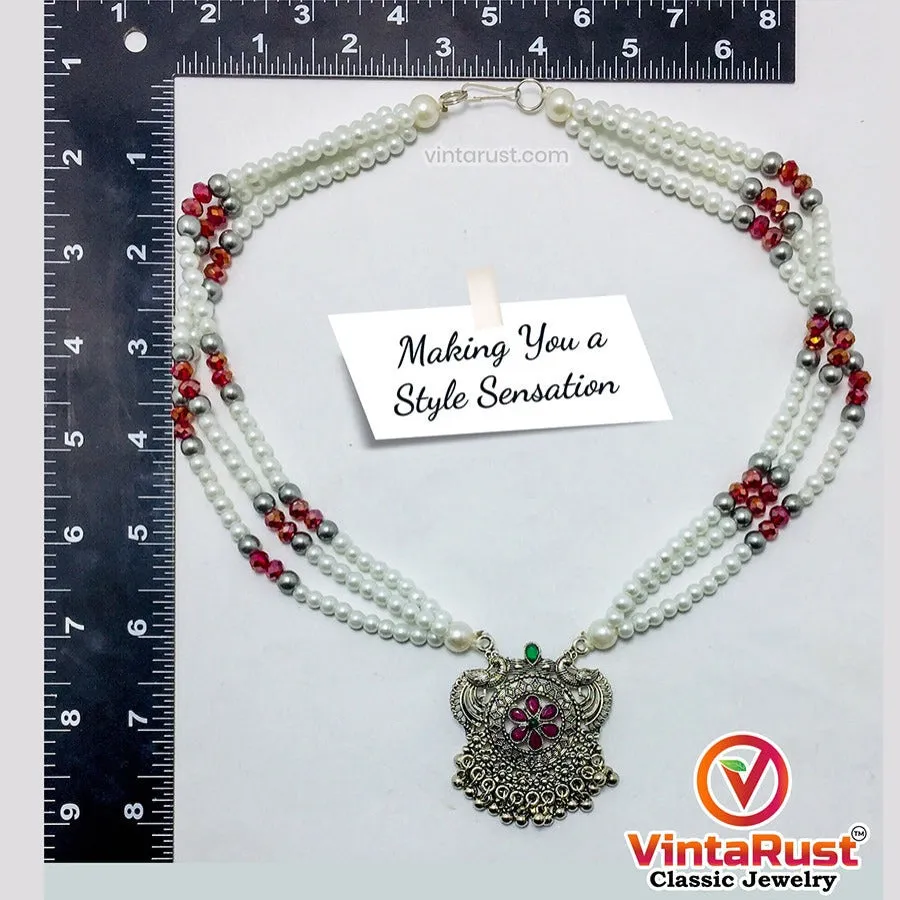 Multicolor Beaded Necklace With Silver Motif Pendant