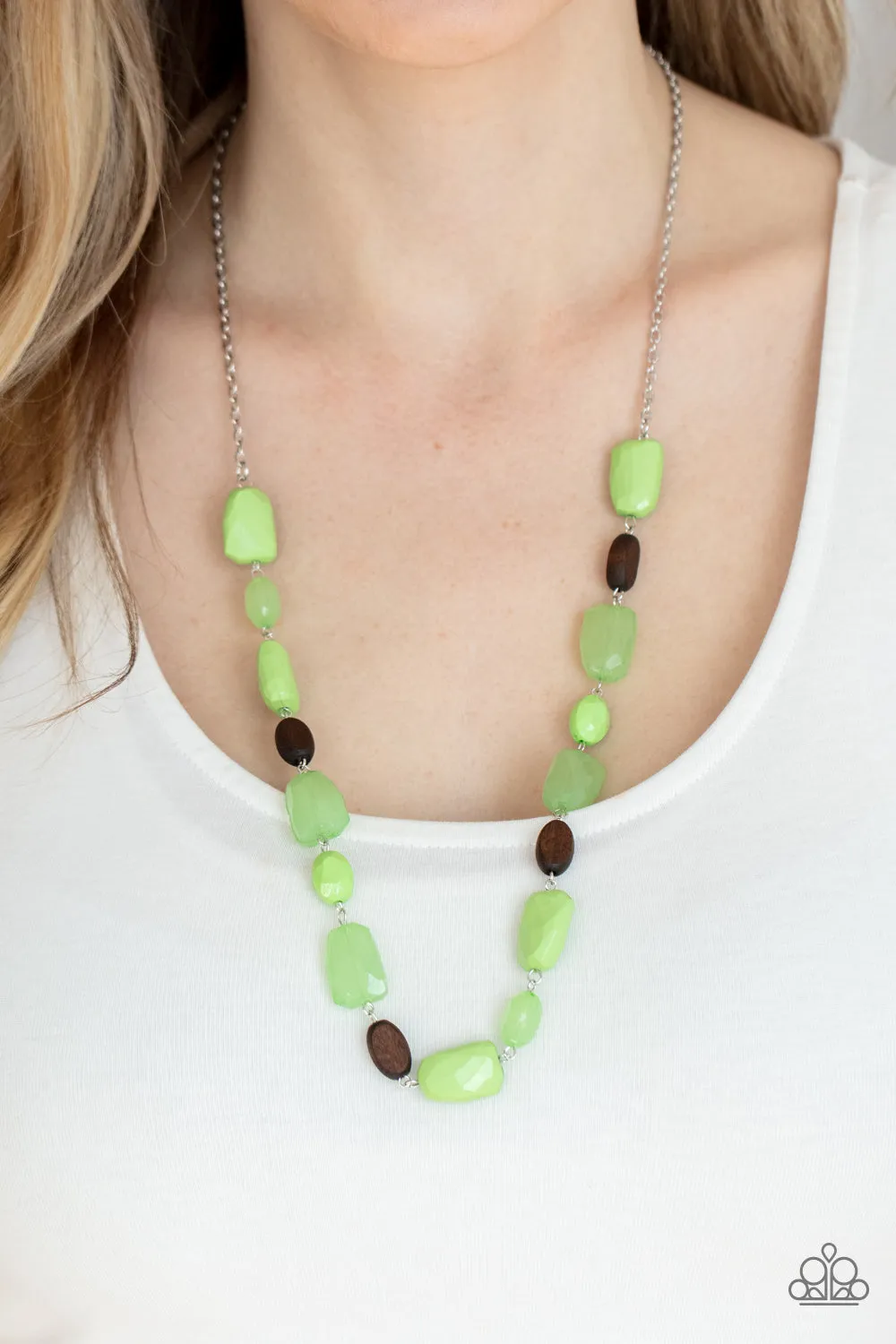 Paparazzi Meadow Escape - Green Wooden Beads Necklace