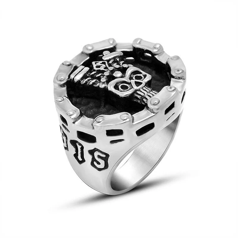 Personalized Titanium Steel Skull Ring - Trendy Car Chain Design for Men - Wholesale Fashion Jewelry Accessories