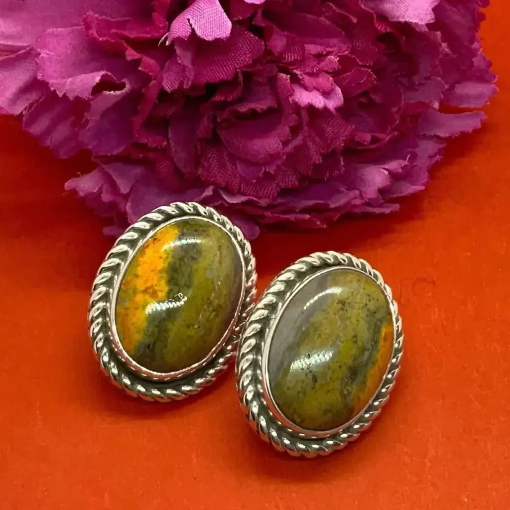 Santo Domingo butter scotch agate earrings by Robert and Nellie Star Tenorio