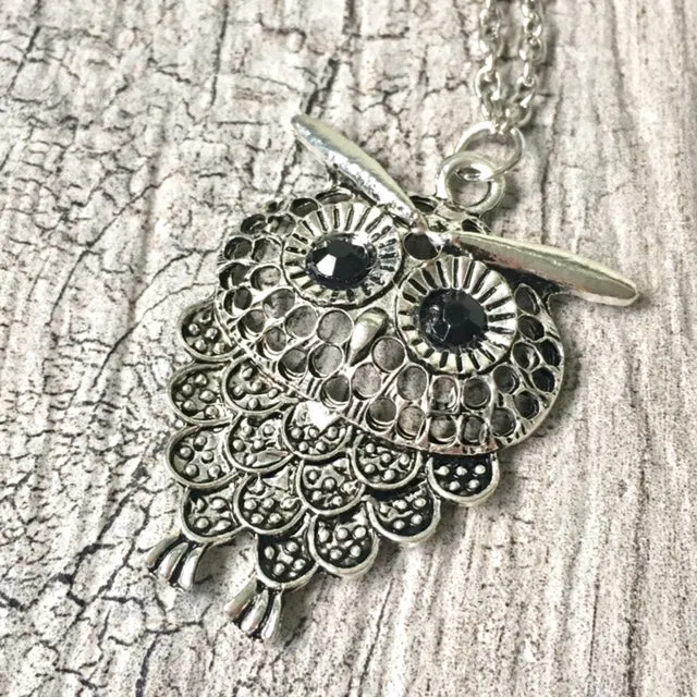 SILVER OWL BIRD PENDANT WITH LONG NECKLACE