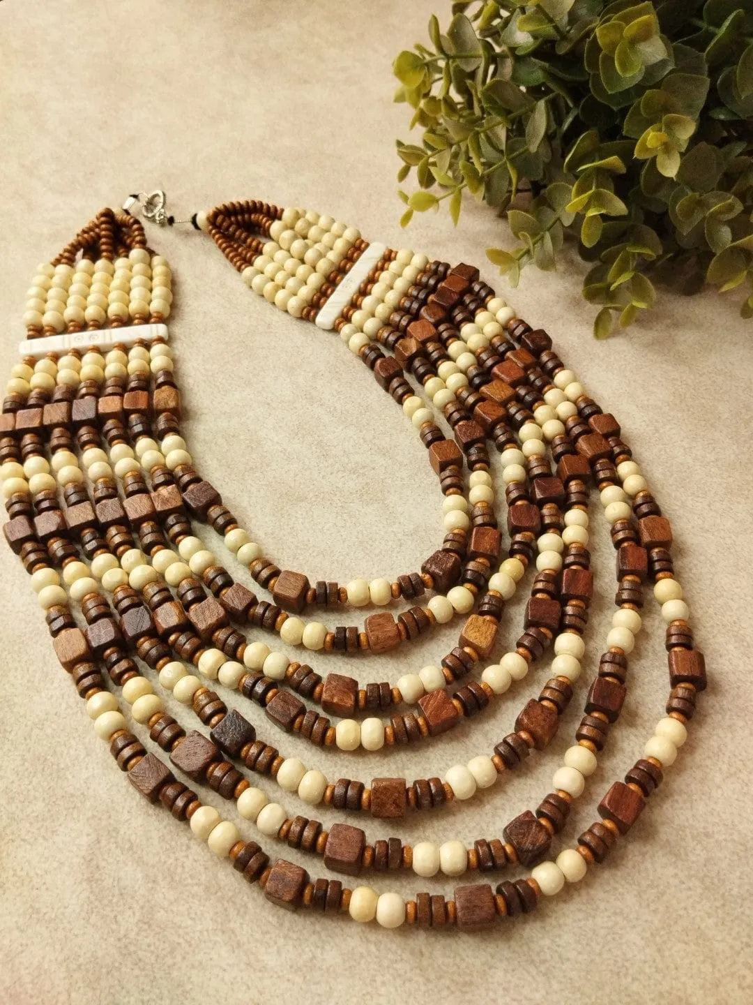 Two-Tone Wooden Beads Natural Contrast Necklace